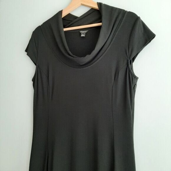ANN TAYLOR Cowl Neck Stretchy Short Sleeve Comfy Knee Length Dress Black Sz 8 - Picture 5 of 15